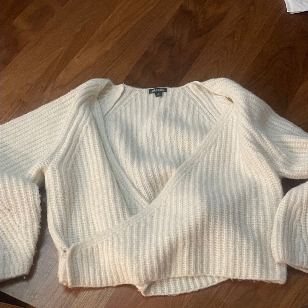 Missguided Cream V-Neck Sweater
